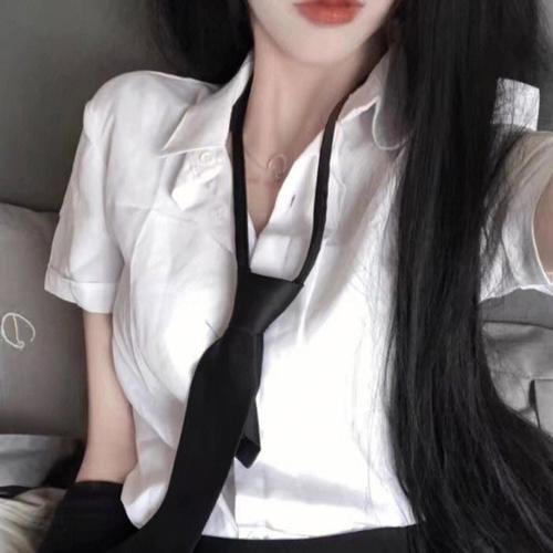 女孩爱跑步